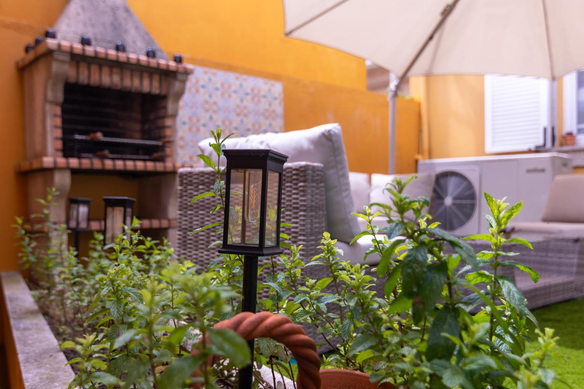 Perafita Yellow House - Ecohost Экстерьер фото